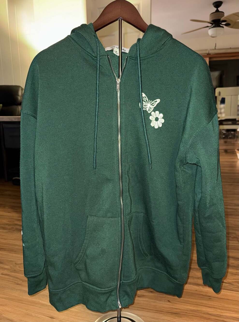 Vine & Valley Green Botanical Graphic Zip-Up Hoodie Size M Cottagecore